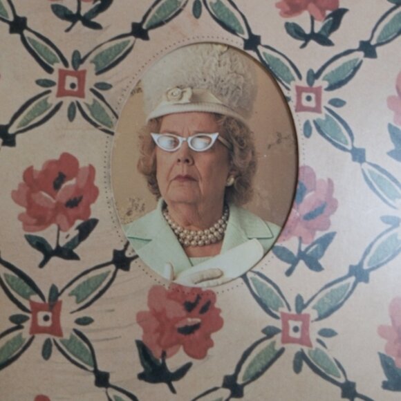 Quirky Mom? Mother as Coffee Table? A Book: A look at women's role in history. - Picture 5 of 6